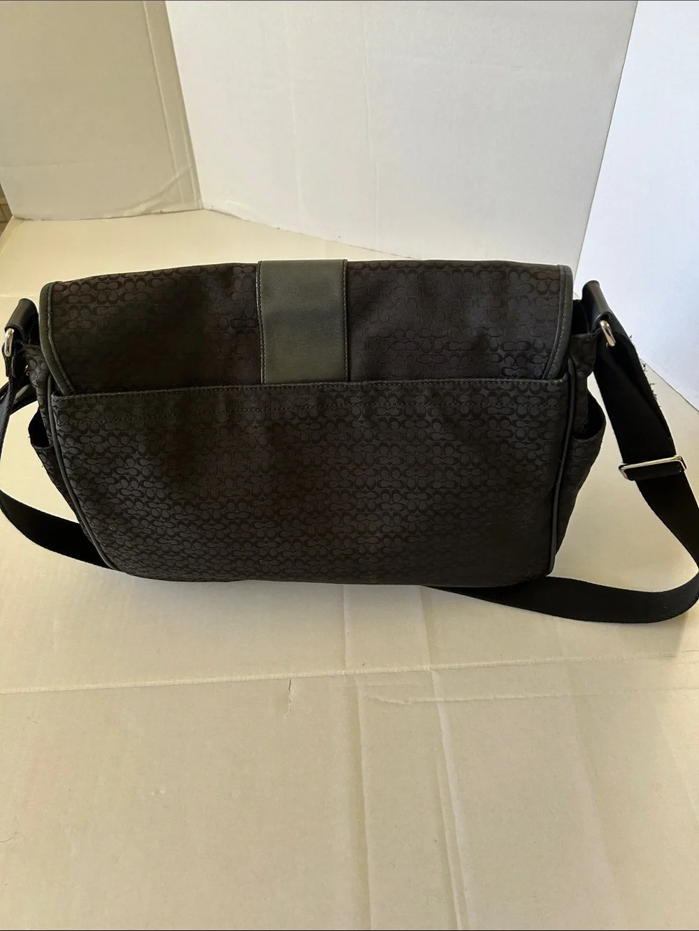 COACH BLACK SIGNATURE HUDSON COMMUTER LAPTOP MESSENGER BAG